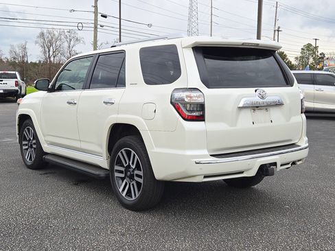 Used 2023 Toyota 4Runner Limited image 9