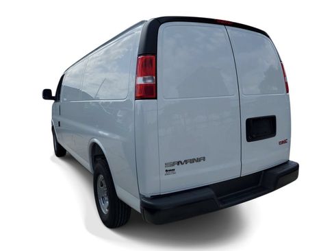 New 2026 GMC Savana 2500 Extended RWD image 4