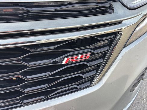 Used 2023 Chevrolet Equinox RS w/ RS Leather Package image 9