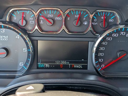 Used 2017 Chevrolet Silverado 1500 LT w/ All Star Edition AWD/4WD image 26