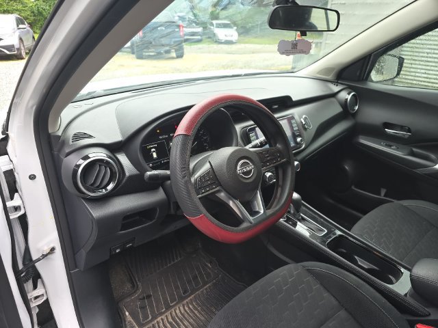 Used 2024 Nissan Kicks SV FWD image 14