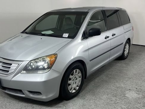 Used 2010 Honda Odyssey LX image 7