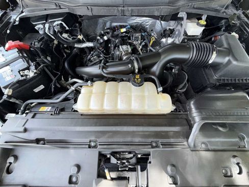 Used 2024 Ford F150 XLT w/ Equipment Group 302A MID RWD image 12