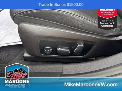 Used 2025 BMW 330i xDrive Sedan image 11