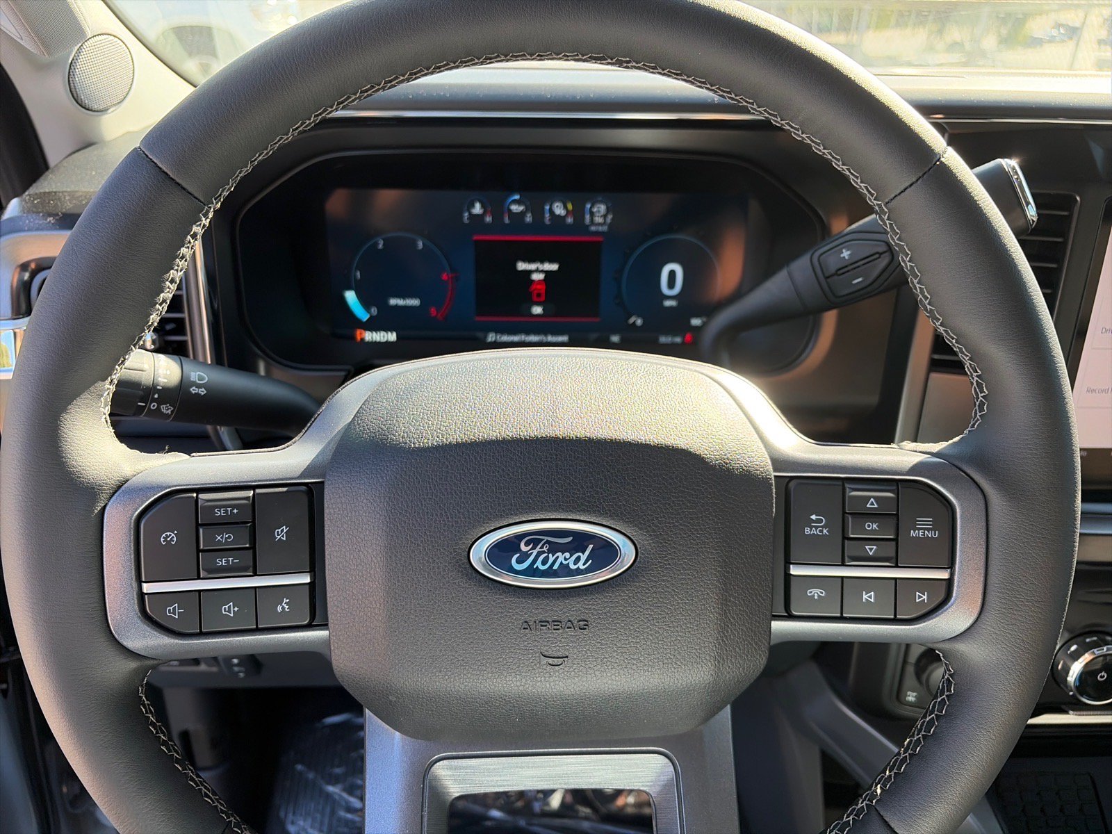 New 2026 Ford F250 Lariat w/ Black Appearance Package AWD/4WD image 16
