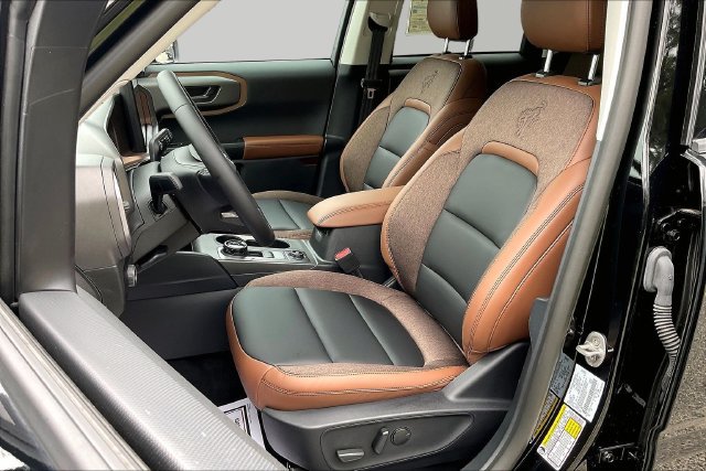 New 2026 Ford Bronco Sport Outer Banks w/ Outer Banks Tech Package+ AWD/4WD image 25