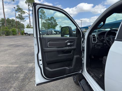 New 2026 RAM 2500 Lone Star AWD/4WD image 8
