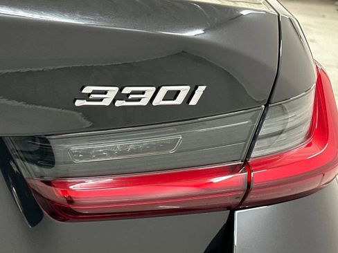 Used 2025 BMW 330i Sedan w/ Convenience Package image 25