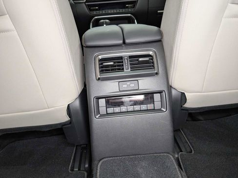 Certified 2025 MAZDA CX-90 3.3 Turbo w/ Preferred Package image 20