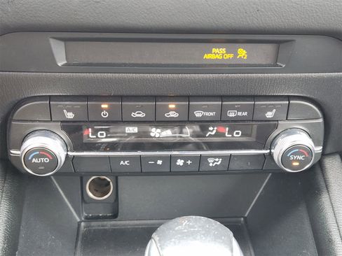 Used 2019 MAZDA CX-5 Touring image 18