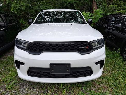 Used 2024 Dodge Durango GT RWD image 2