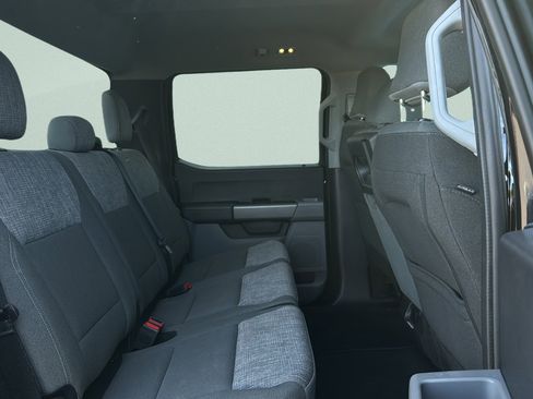 Used 2023 Ford F150 XLT w/ Trailer Tow Package AWD/4WD image 31