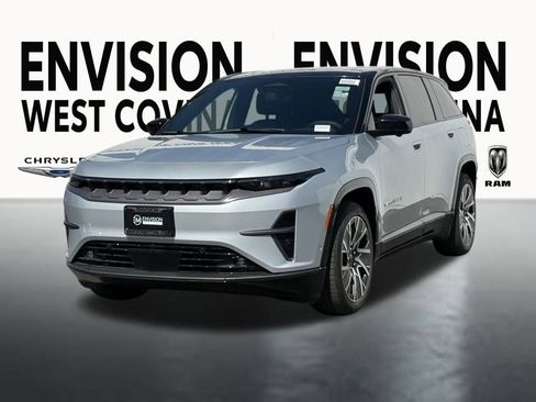 New 2025 Jeep Wagoneer S Limited image 4