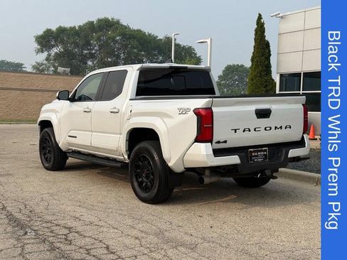 Used 2024 Toyota Tacoma TRD Sport w/ TRD Sport Premium Package AWD/4WD image 5