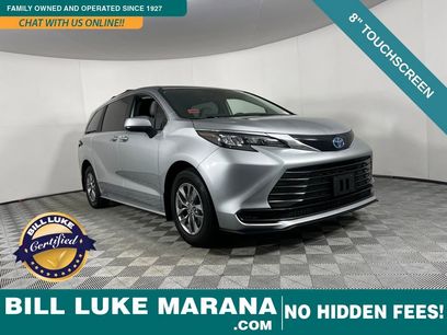 Used 2025 Toyota Sienna LE