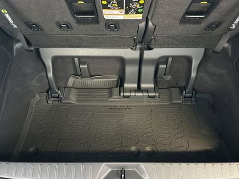 Used 2026 Toyota Sienna XLE Woodland Edition AWD/4WD image 21