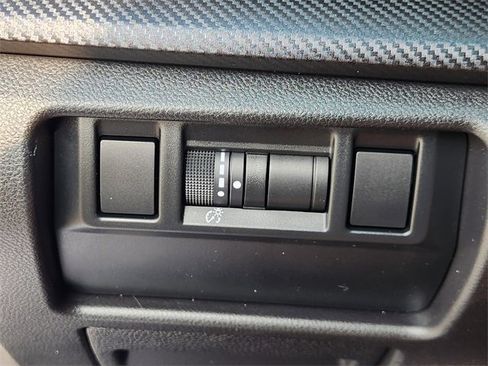 Used 2024 Subaru Crosstrek 2.5i Limited image 21