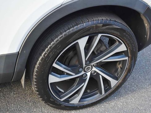 Used 2019 Volvo XC40 T5 R-Design AWD/4WD image 36