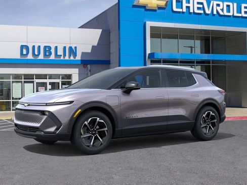 New 2026 Chevrolet Equinox EV LT image 3