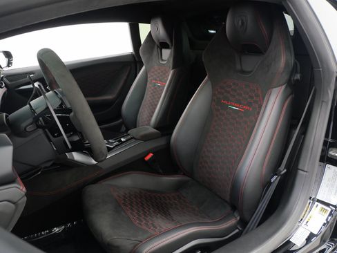 Used 2019 Lamborghini Huracan LP 580-2 RWD image 23