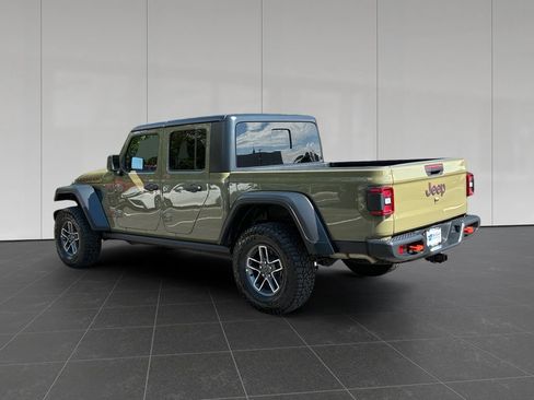 Used 2026 Jeep Gladiator Mojave AWD/4WD image 3