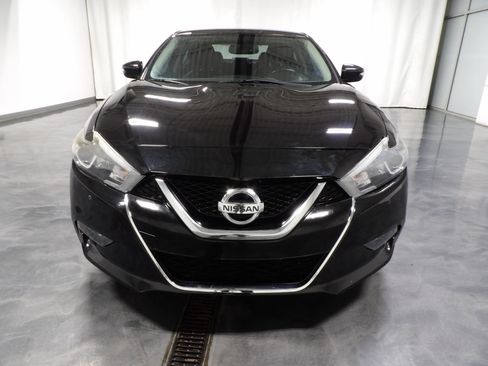 Used 2018 Nissan Maxima 3.5 SV FWD image 2