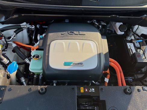 Used 2016 Kia Soul EV FWD image 31