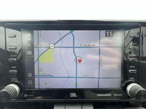 Used 2020 Toyota RAV4 Limited image 14