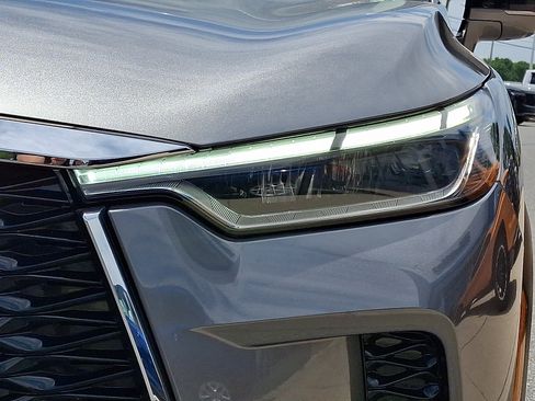 Used 2022 INFINITI QX60 Sensory w/ Cargo Package AWD/4WD image 10