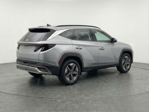 Used 2025 Hyundai Tucson SEL AWD/4WD image 9