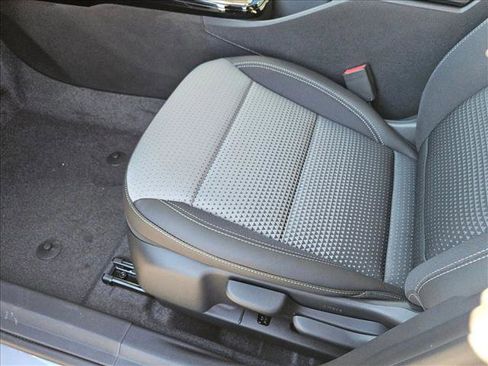 New 2026 Chevrolet Trax LT image 4