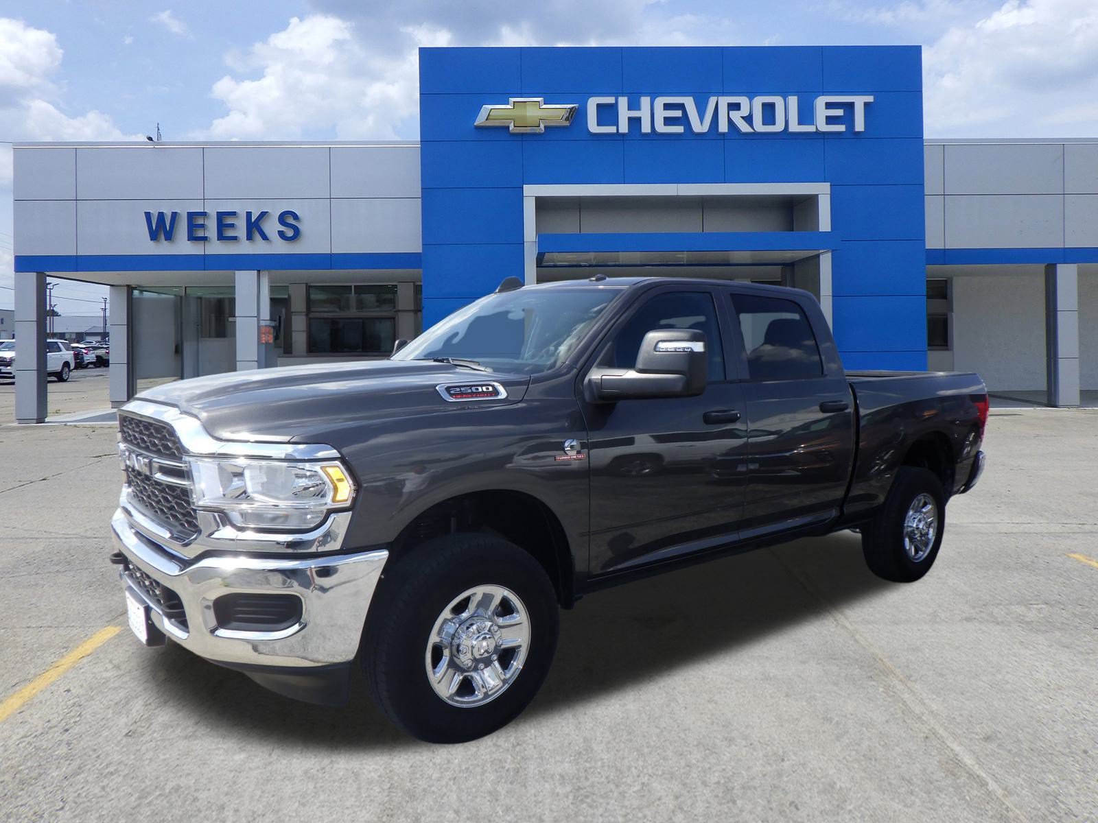 Used 2024 RAM 2500 Tradesman w/ Chrome Appearance Group AWD/4WD image 1