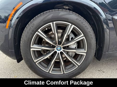 Used 2025 BMW X5 xDrive50e w/ M Sport Package AWD/4WD image 11