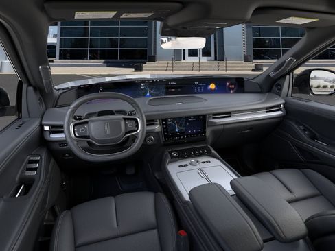 New 2026 Lincoln Navigator Reserve w/ Jet Appearance Package AWD/4WD image 9