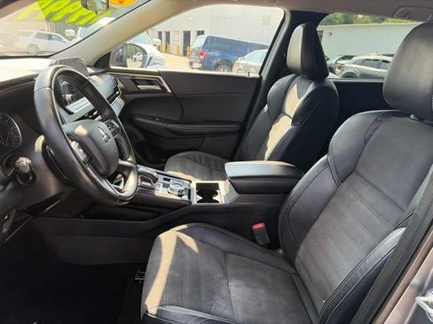 Used 2022 Mitsubishi Outlander SE AWD/4WD image 12