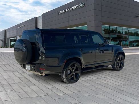 New 2026 Land Rover Defender 130 X-Dynamic SE AWD/4WD image 5