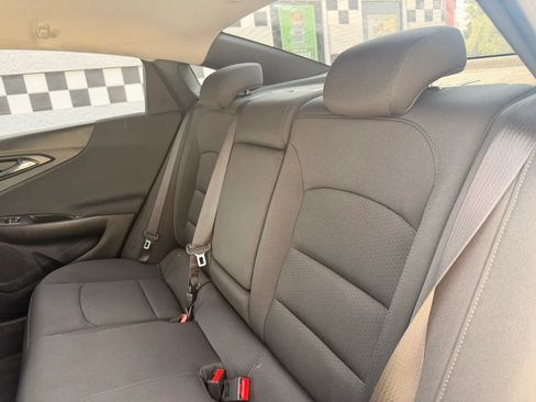 Used 2016 Chevrolet Malibu LT FWD image 23