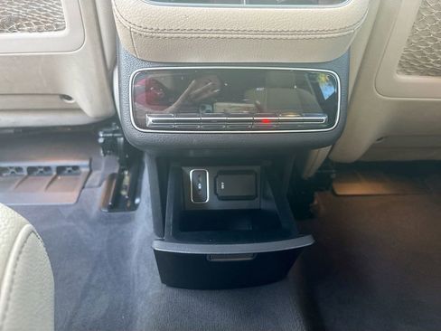 Used 2020 Mercedes-Benz GLS 450 4MATIC image 17