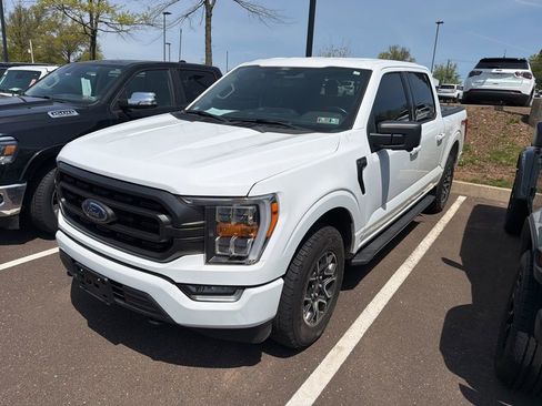 Used 2022 Ford F150 XLT w/ Equipment Group 302A High AWD/4WD image 4