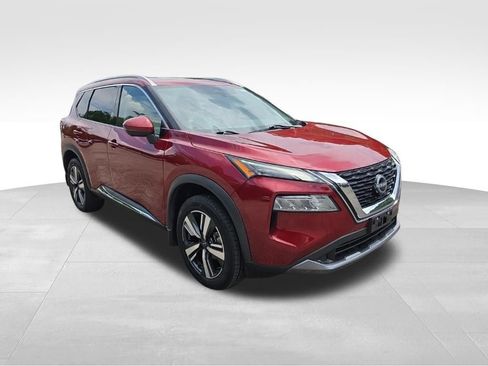 Used 2023 Nissan Rogue SL AWD/4WD image 3