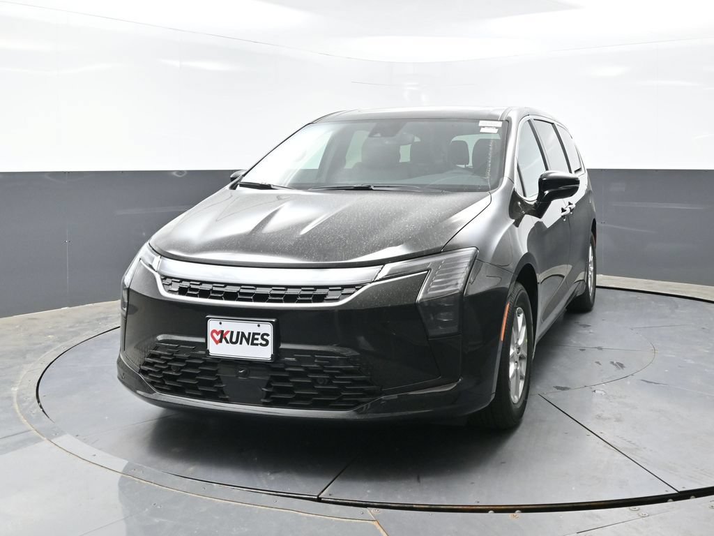 New 2027 Chrysler Pacifica Select w/ Family Tech Group FWD image 4