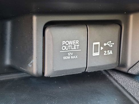 Certified 2022 Honda Pilot Touring image 25