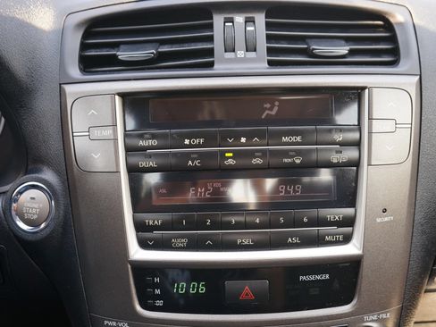 Used 2009 Lexus IS 250 RWD image 18