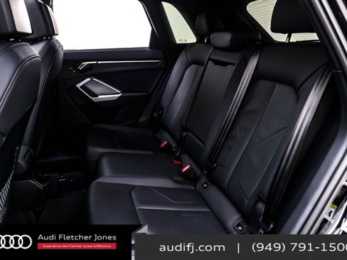 Used 2023 Audi Q3 2.0T Premium Plus w/ Premium Plus Package image 6