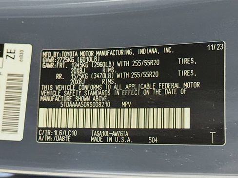 Used 2024 Toyota Grand Highlander FWD image 32