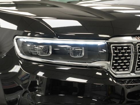 Certified 2024 Jeep Grand Wagoneer Series III w/ Rear Seat Video Group 1 image 6