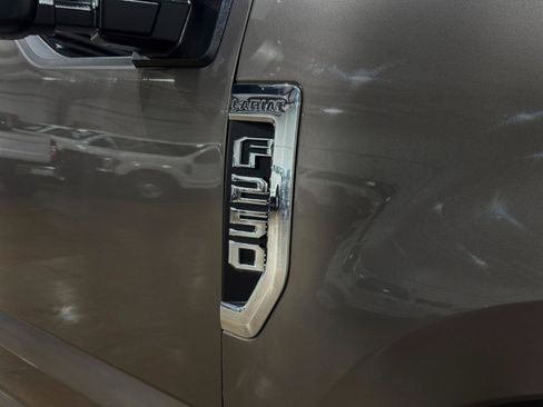 Used 2022 Ford F250 Lariat w/ Chrome Package AWD/4WD image 53