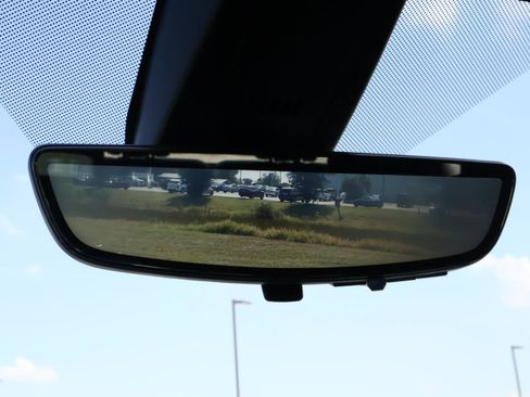 Certified 2024 Cadillac XT6 Sport w/ Technology Package image 37