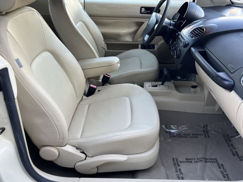 Used 2007 Volkswagen Beetle 2.5L image 26