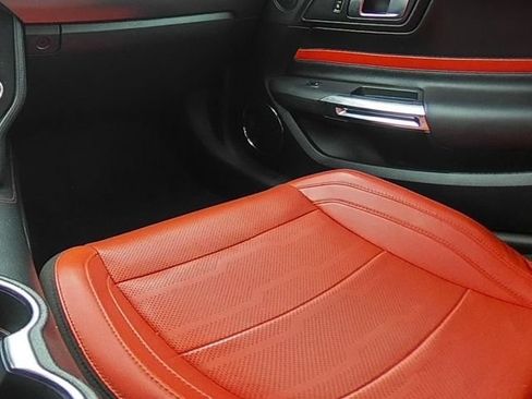 Used 2020 Ford Mustang GT Premium w/ Equipment Group 401A RWD image 22